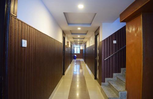 Haridwar Cama Y Desayuno | Hotel Thakur Ji