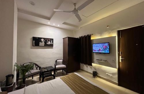 Mohali Hotel | Hotel The Benz