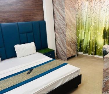 Mahipalpur Hotel | Hotel The Elegance