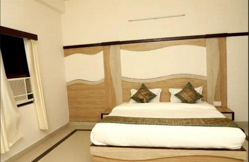 Agra Casa | Hotel The Golden View