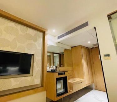 Mohangarh Casa | Hotel The Hussainganj