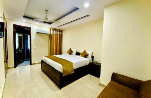 Kalkaji Apartamento | Hotel The JPM - Kalka Ji