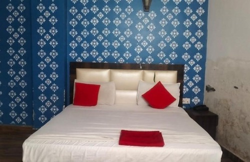 Vasant Kunj Hotel | Mars Inn