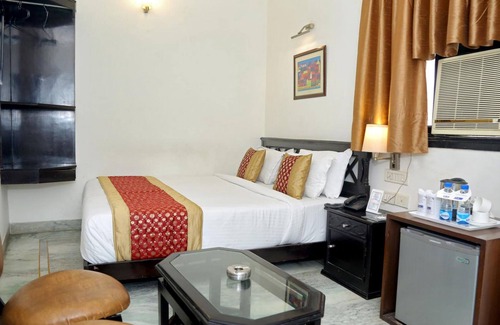 Mahipalpur Hotel | Hotel The R Blues