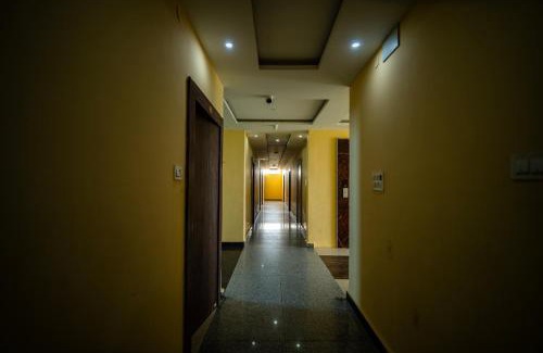 Bodh Gaya Hotel | Hotel The Royal Buddha