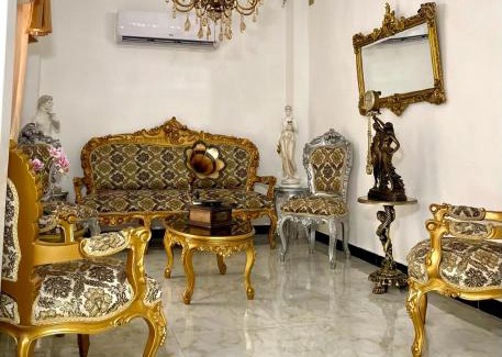 Simón Bolívar Casa | Hotel The Royalty Inn