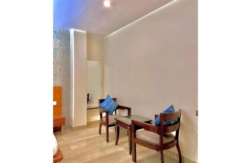 Shoghi Casa | Hotel The Waypoint Inn,Shimla