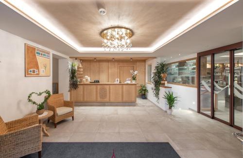 Curon Venosta Hotel | Hotel Theiner