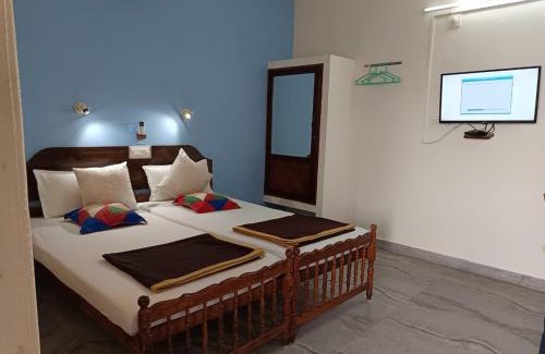 Neyyattinkara Hotel | Hotel Thiruvathira