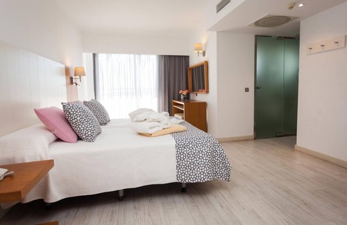 Ses Cadenes Hotel | Hotel Timor