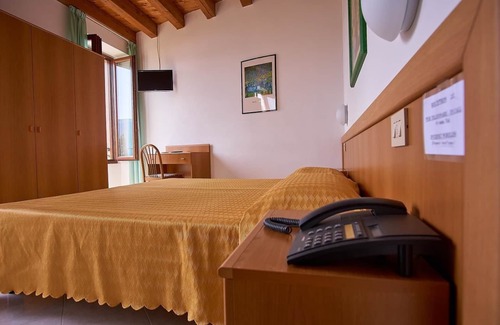 Gargnano Hotel | Hotel Tiziana Garnì