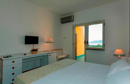 Altavilla Milicia Complejo | Hotel Torre Normanna