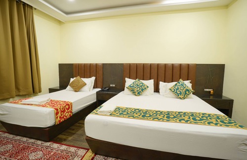 Siliguri Hotel | HOTEL TOURIST INN BY SAGAR