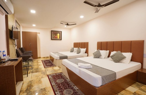 Siliguri Hotel | HOTEL TOURIST INN BY SAGAR