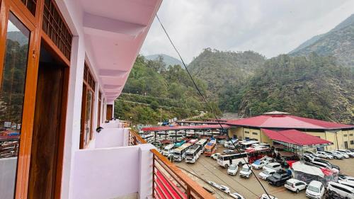 Sitapur Hotel | Hotel Travelling Stand
