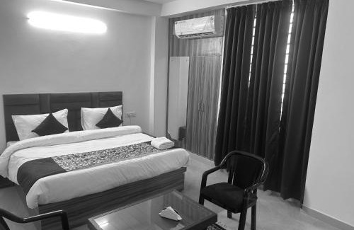 South West Apartamento | Hotel Trident Inn- Sarai Kale Khan Railway station