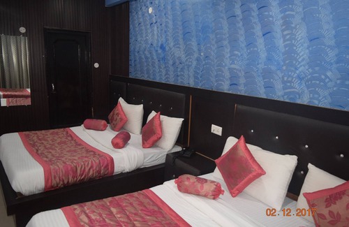 Haridwar Cama Y Desayuno | Hotel Trishul By T And M Hotels
