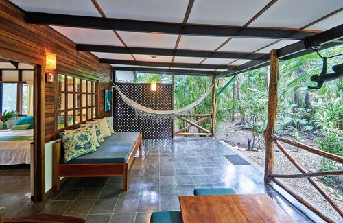 Carmen Complejo | Hotel Tropico Latino