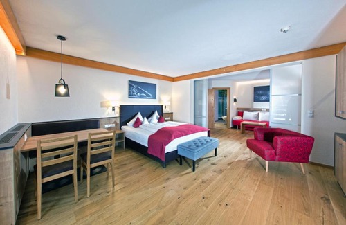 Ried im Oberinntal Hotel | Hotel Truyenhof