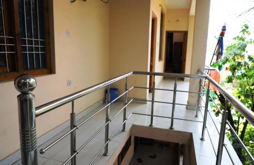 Rewalsar Casa | Hotel Tso Pema Inn - 100 meters to Lake