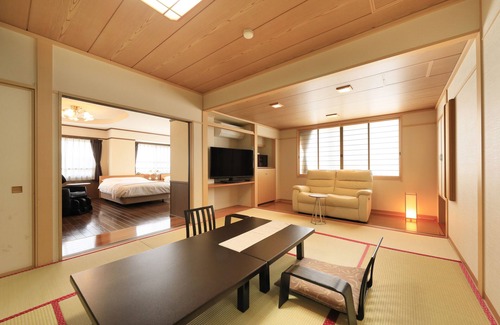 Yudanaka Shibu Onsen Casa | Hotel Tsubakino