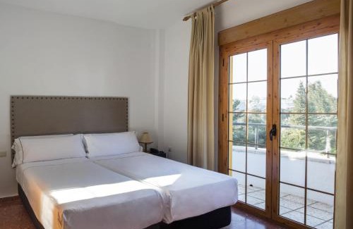 Setenil de las Bodegas Hotel | Hotel Tugasa El Almendral