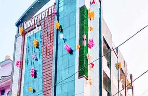 Sandila Hotel | Hotel Uday By WB Inn