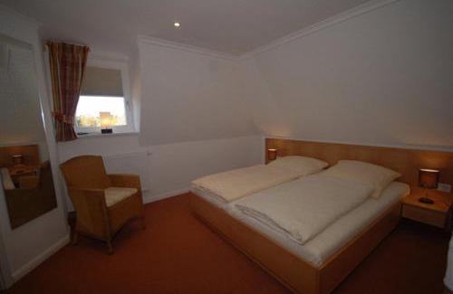 Wenningstedt-Braderup Hotel | Hotel und Restaurant Petit Robby