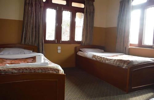 Pokhara Hotel | Hotel UNI Pokhara