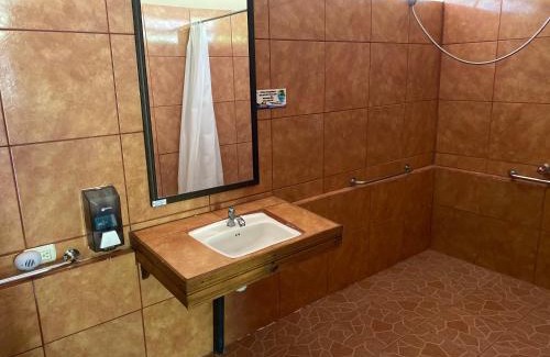 Rivas Hotel | Hotel Uran