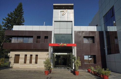 Ujjain Hotel | HOTEL VARAY EXPRESS