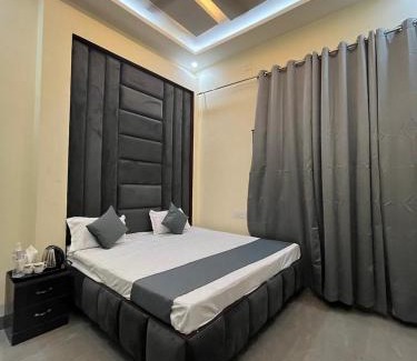 Ayodhya Hotel | Hotel Vedas Villa Near Shri Ram Temple
