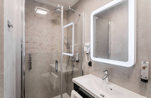Aniolki Hotel | Hotel Vesper House