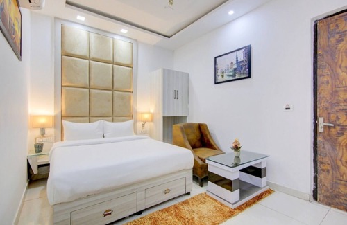Bullawala Hotel | Hotel Vibes Inn