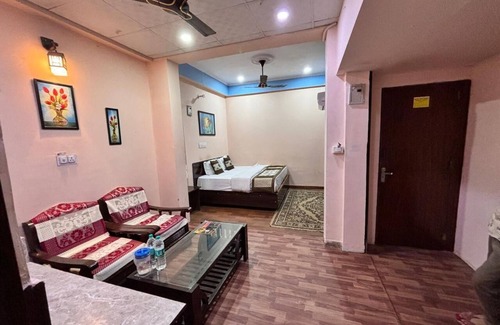 Jhotwara Hotel | Hotel Vijay Shree