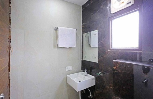 Mahipalpur Extension Hotel | Hotel Vijaydeep Place Near Delhi Airport