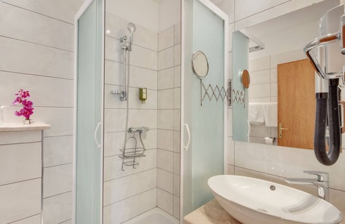 Supetar Hotel | Hotel Villa Adriatica - Adults only