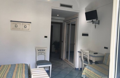 Ischia Porto Hotel | Hotel Villa Ciccio