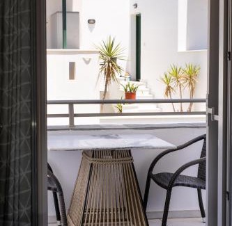 Old Town Naxos Hotel | Hotel Villa Flora