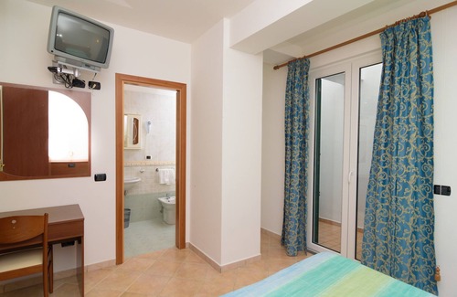 Succhivo Hotel | Hotel Villa Fumerie