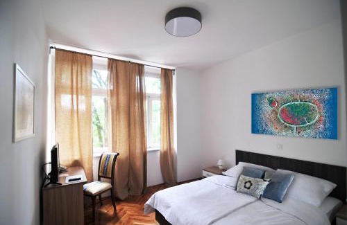 Lovran Hotel | Hotel Villa Laurel