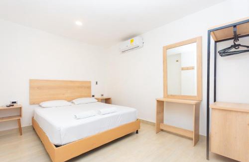 Florida Nueva Hotel | Hotel Villa Real 70 Laureles