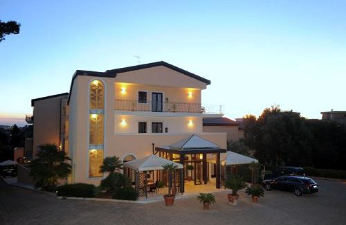 Martina Franca Hotel | Hotel Villa Rosa