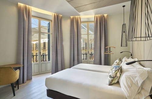 Centro Hotel | Vincci Larios Diez
