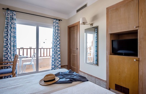 Es Pujols Hotel | Hotel Voramar Formentera