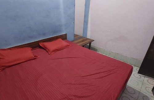 Mathura Casa | Hotel Vrindavan Dham Near Pem mandir