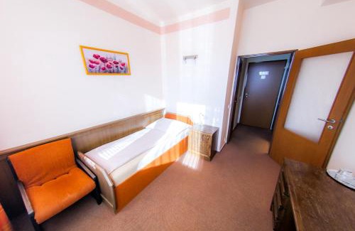 Vsetin Hotel | Hotel Vsacan