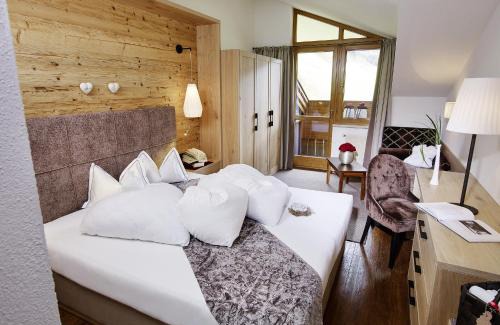 See Hotel | Hotel Weisses Lamm