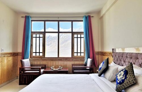 Kaza Casa | Hotel White House
