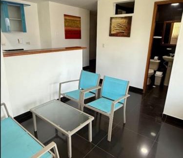 Suramericana Hotel | Hotel y Apartaestudio Montes